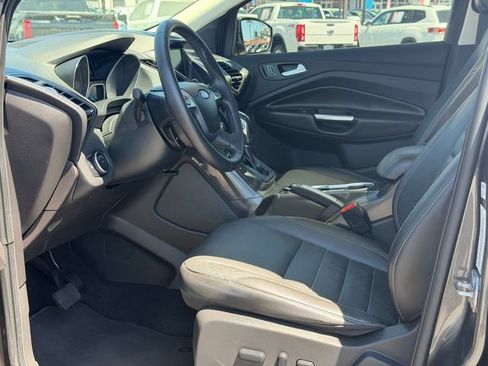 Used 2015 Ford Escape Titanium FWD image 16