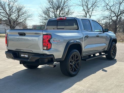 Used 2024 Chevrolet Colorado Trail Boss w/ Technology Package image 8