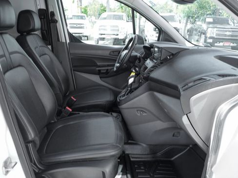 Used 2019 Ford Transit Connect XL image 34