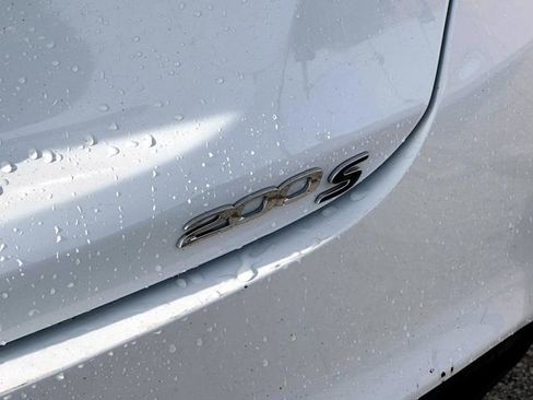 Used 2016 Chrysler 200 S w/ Comfort Group image 12