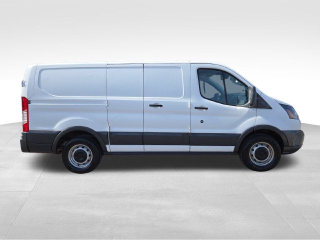 Used 2018 Ford Transit 150 130 Low Roof RWD image 16