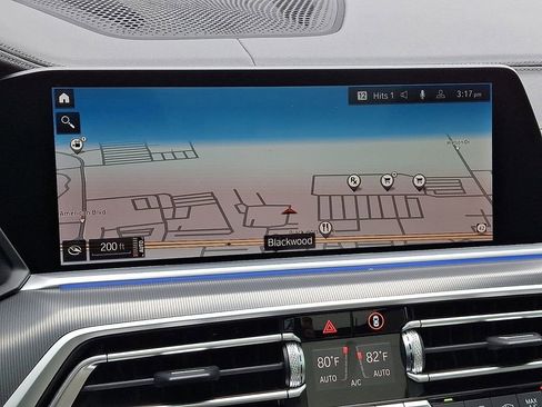 Used 2022 BMW X5 M50i w/ Executive Package image 19