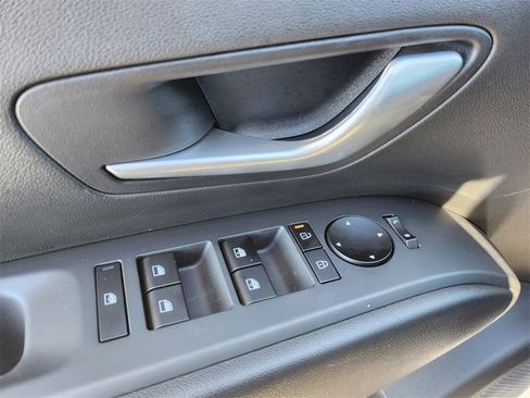 Certified 2025 Hyundai Tucson SEL image 32