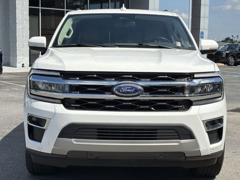 Used 2024 Ford Expedition Max Limited RWD image 8