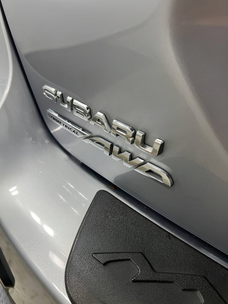 Used 2024 Subaru Crosstrek 2.0i Premium AWD/4WD image 19