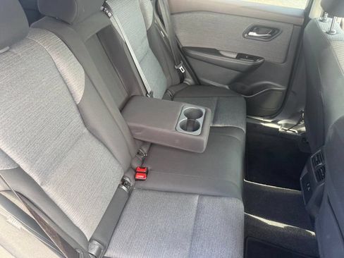 Used 2023 Nissan Rogue SV AWD/4WD image 49