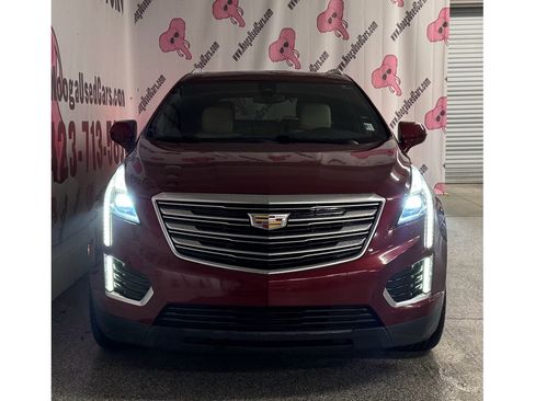 Used 2017 Cadillac XT5 Premium Luxury w/ Advanced Security Package FWD image 12