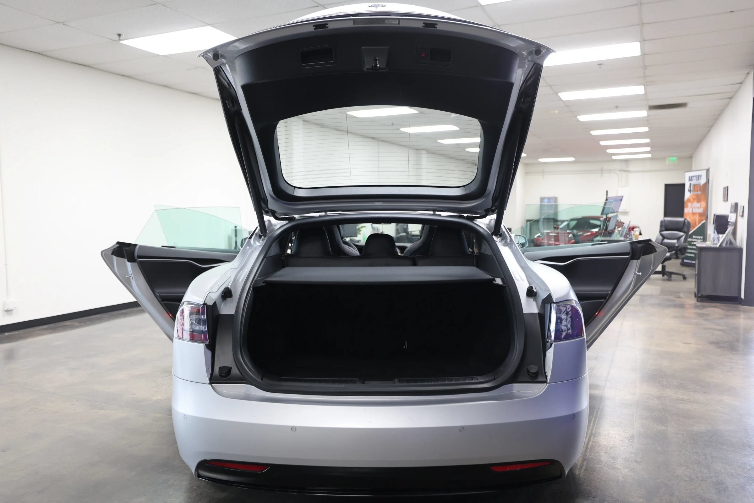 Used 2018 Tesla Model S 100D AWD/4WD image 47