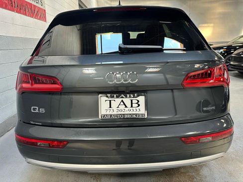 Used 2020 Audi Q5 2.0T Premium Plus w/ Premium Plus Package image 4