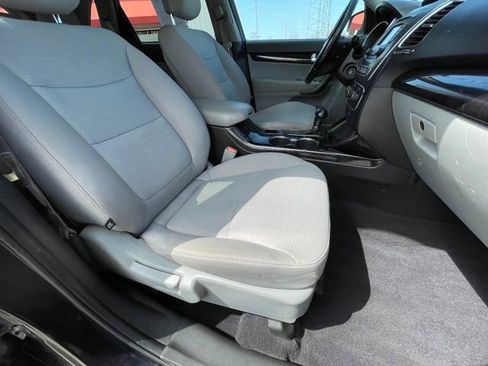 Used 2014 Kia Sorento LX image 12