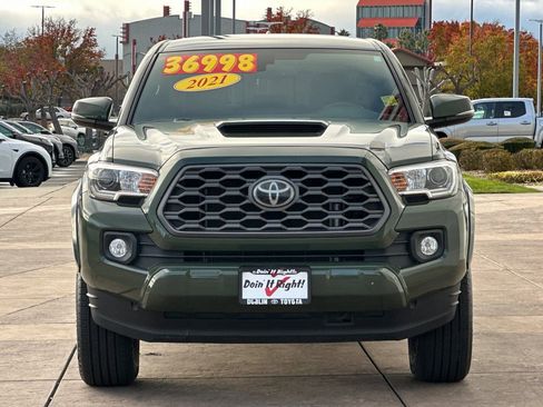 Certified 2021 Toyota Tacoma TRD Sport w/ Technology Package image 11