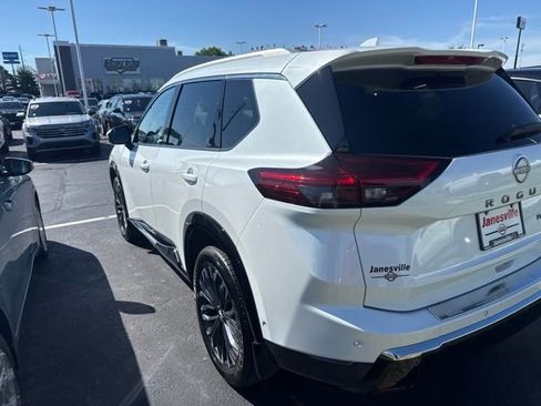 Certified 2024 Nissan Rogue Platinum AWD/4WD image 3