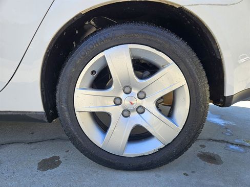 Used 2009 Pontiac G6 Sedan w/ Preferred Package image 5