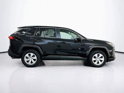 Used 2025 Toyota RAV4 LE AWD/4WD image 10