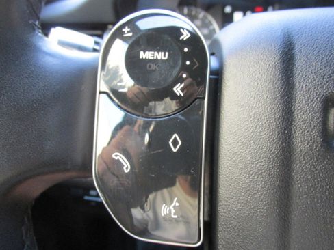 Used 2020 Land Rover Range Rover Evoque S image 41