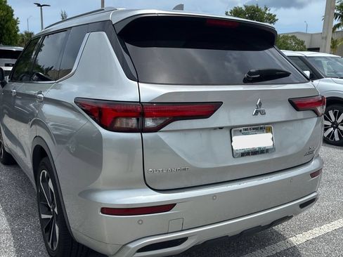 Used 2023 Mitsubishi Outlander SEL FWD image 4