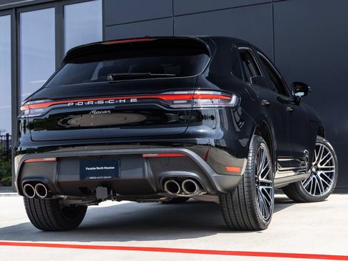 New 2026 Porsche Macan AWD/4WD image 11