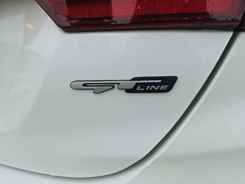 Used 2024 Kia Forte GT-Line FWD image 4