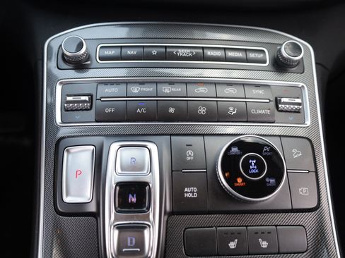 Used 2023 Hyundai Santa Fe SEL AWD/4WD image 9