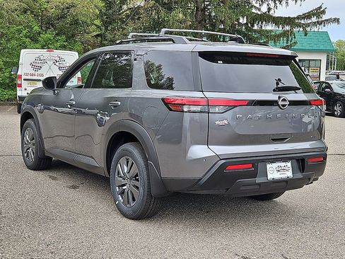 New 2026 Nissan Pathfinder SV AWD/4WD image 4