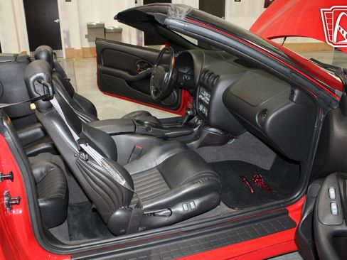 Used 2002 Pontiac Firebird Trans Am image 11