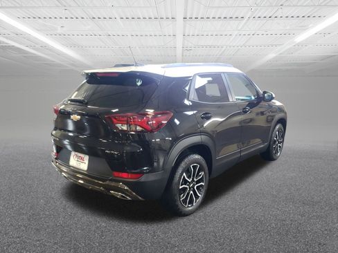 Used 2023 Chevrolet TrailBlazer ACTIV w/ Convenience Package image 6