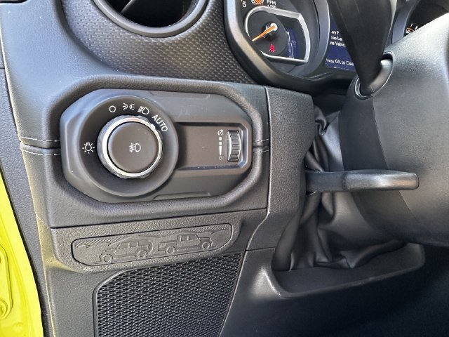 Used 2024 Jeep Wrangler Unlimited Rubicon AWD/4WD image 29