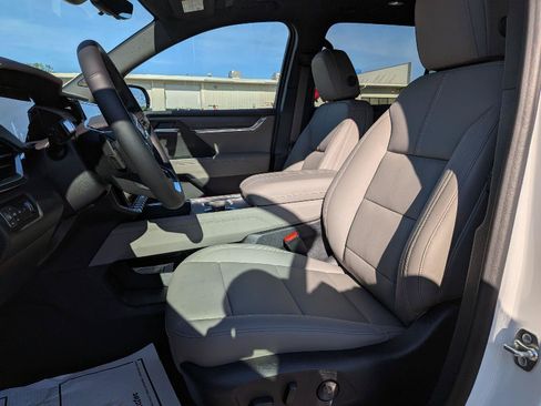 New 2026 GMC Acadia Elevation w/ Black Edition AWD/4WD image 11