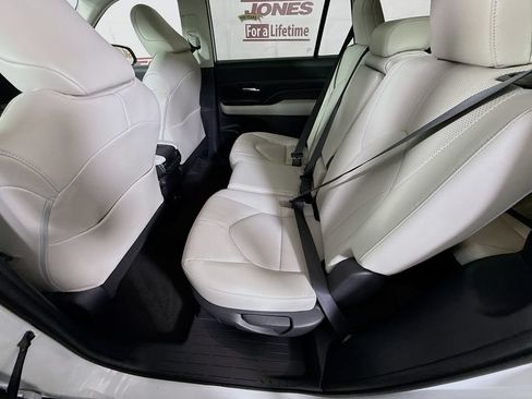 Certified 2024 Toyota Grand Highlander AWD image 28