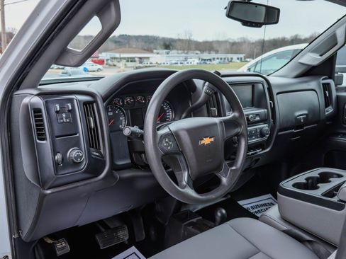 Used 2019 Chevrolet Silverado 2500 W/T w/ WT Convenience Package image 22