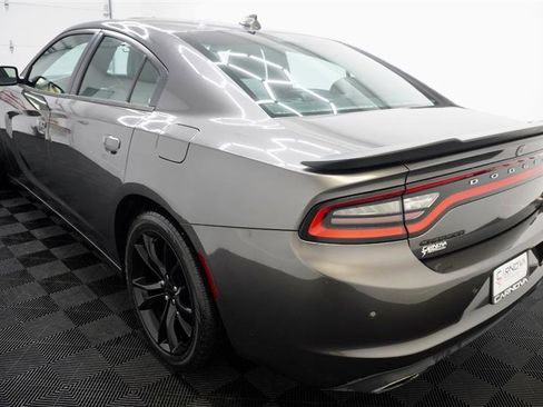 Used 2016 Dodge Charger R/T w/ Premium Group RWD image 6