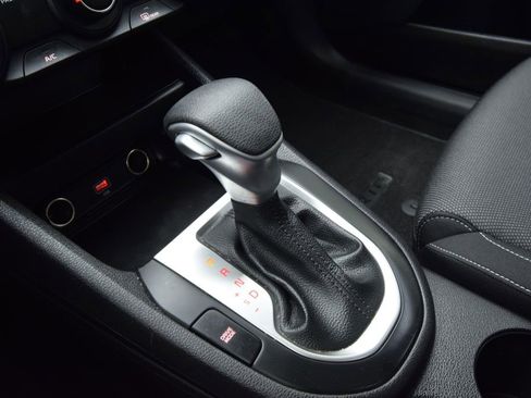 Used 2023 Kia Forte LXS image 25