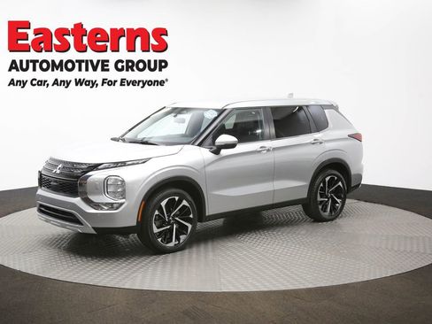 Used 2024 Mitsubishi Outlander SE image 55