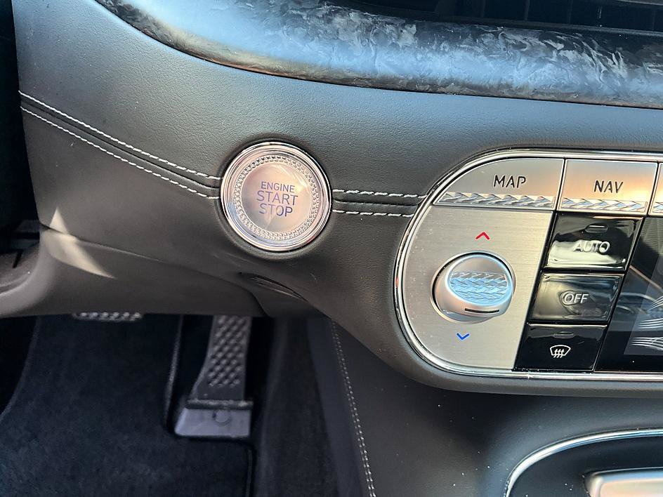 Used 2023 Genesis G90 3.5T AWD/4WD image 19