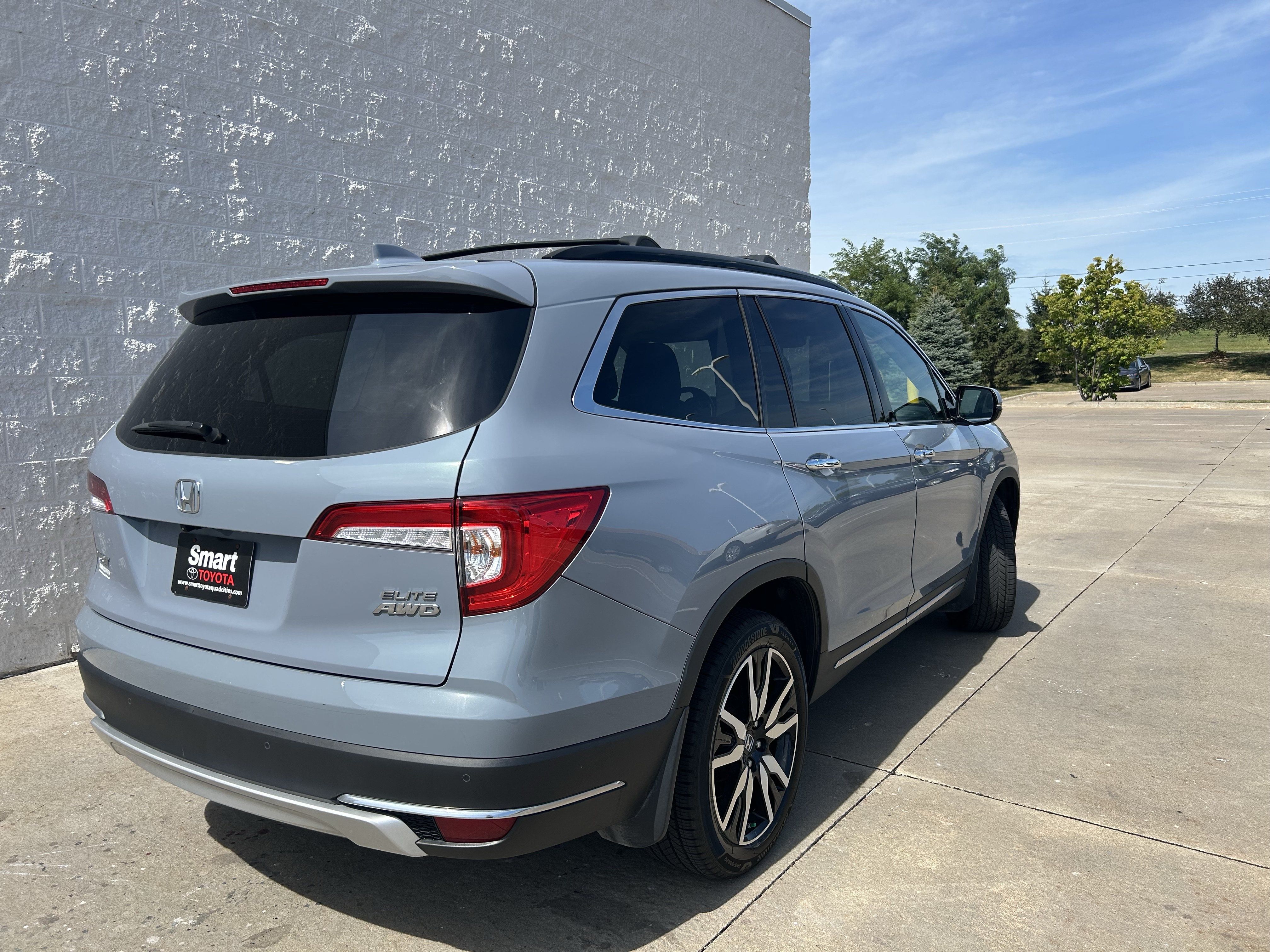 Used 2022 Honda Pilot Elite image 4
