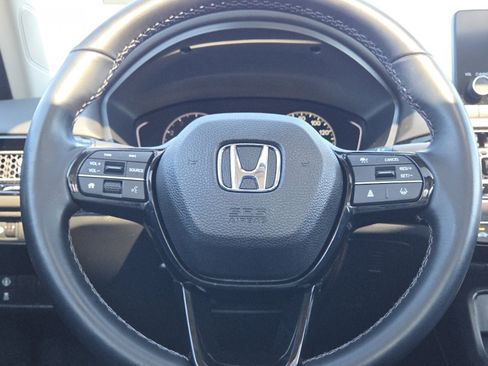 Certified 2022 Honda Civic EX image 30