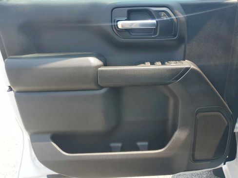 Used 2026 Chevrolet Silverado 1500 Custom w/ LPO, Dark Essentials Package AWD/4WD image 14