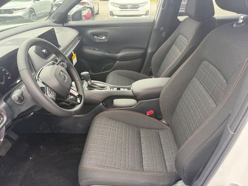 New 2026 Honda HR-V Sport image 30
