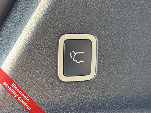 New 2026 Chrysler Pacifica Select image 43