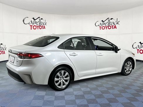 Used 2024 Toyota Corolla LE image 8