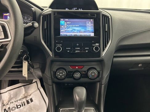 Used 2022 Subaru Impreza Premium image 17