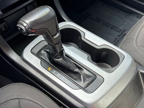 Used 2020 Chevrolet Colorado LT w/ Colorado RST Special Edition image 29