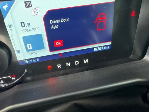 Used 2024 Ford Bronco Black Diamond AWD/4WD image 15