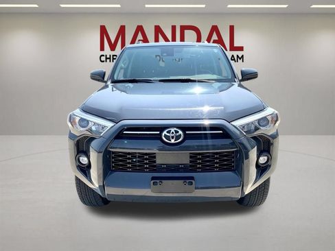 Used 2024 Toyota 4Runner SR5 AWD/4WD image 2