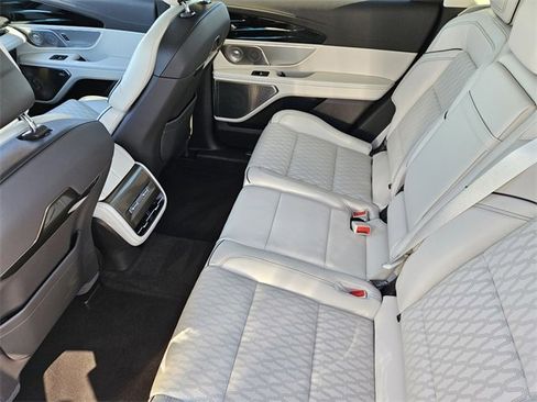 Certified 2024 Lincoln Nautilus Black Label w/ Jet Appearance Package (87T) image 29