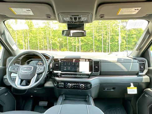 New 2026 GMC Sierra 2500 SLT w/ SLT Premium Package AWD/4WD image 3