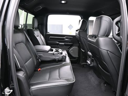 Used 2025 RAM 1500 Laramie w/ Night Edition image 46