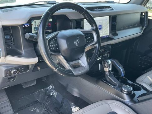 Certified 2023 Ford Bronco Wildtrak AWD/4WD image 7