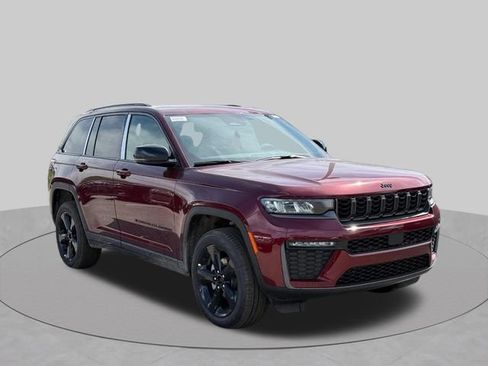 New 2026 Jeep Grand Cherokee Limited w/ Limited Altitude Package AWD/4WD image 1