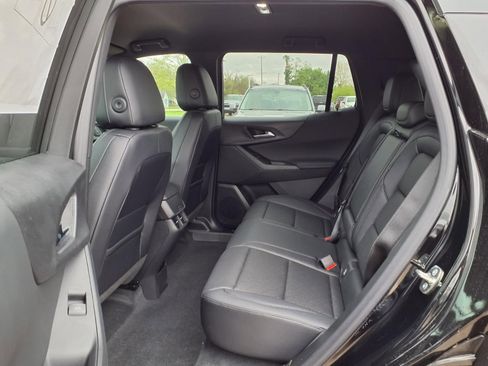New 2026 Chevrolet Equinox LT FWD image 9